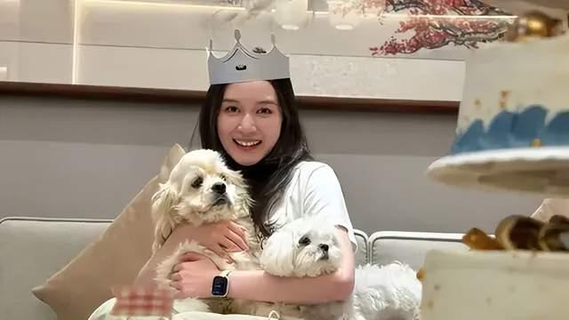 陈思诚新女友生日照流出，气质没佟丽娅好，相差21岁叔侄恋引热议