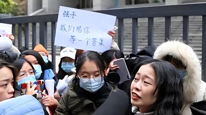 当年诬陷朱军的弦子，6年后的她现状如何？令人唏嘘！