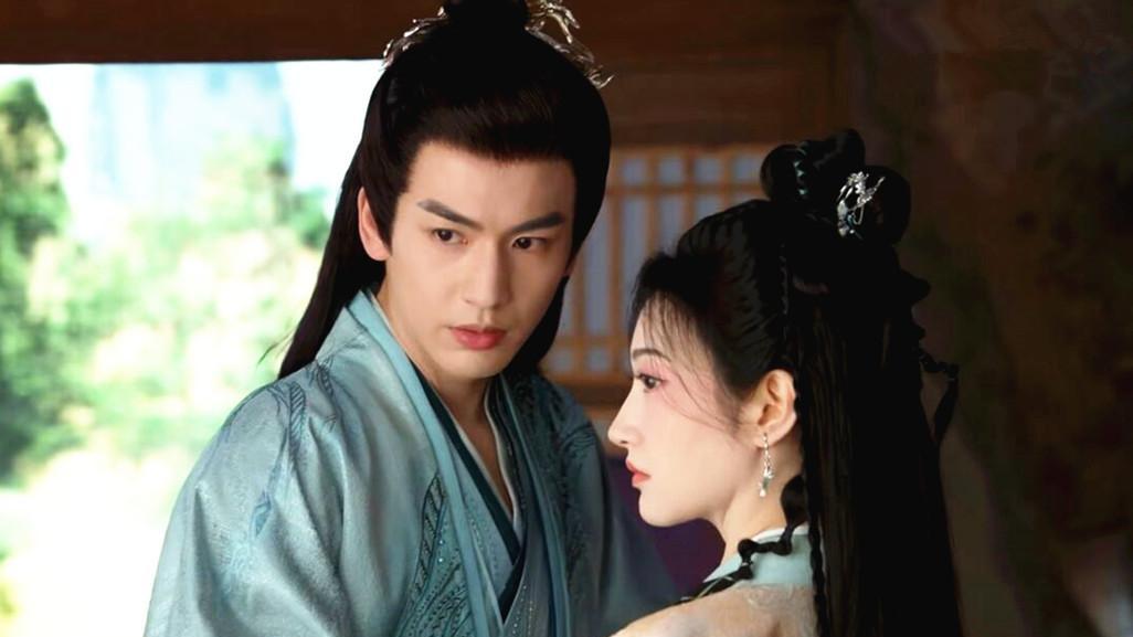 一年播七部剧毫无水花，果真成了下一个“润玉”