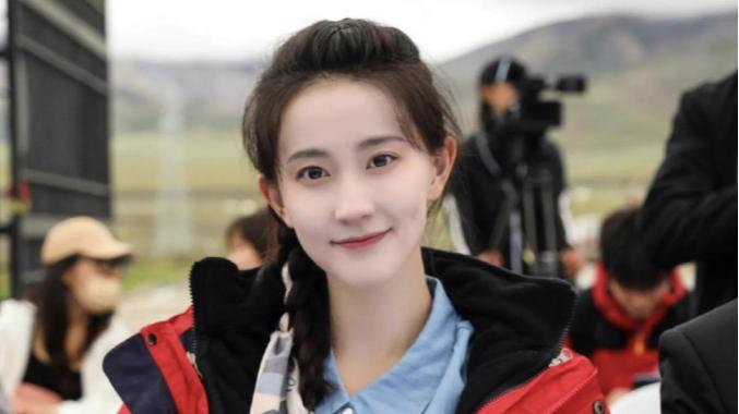 体操女王张豆豆：因挺胸照爆火，坚持不进娱乐圈，与孙杨大秀恩爱