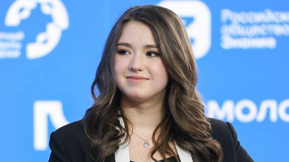 瓦利耶娃近照曝光，禁赛后明显发福！脸上长肉了，要来中国捞金