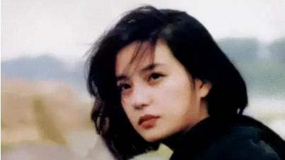 “逃亡”3年多的赵薇，近照曝光！48岁的她后悔了吗？