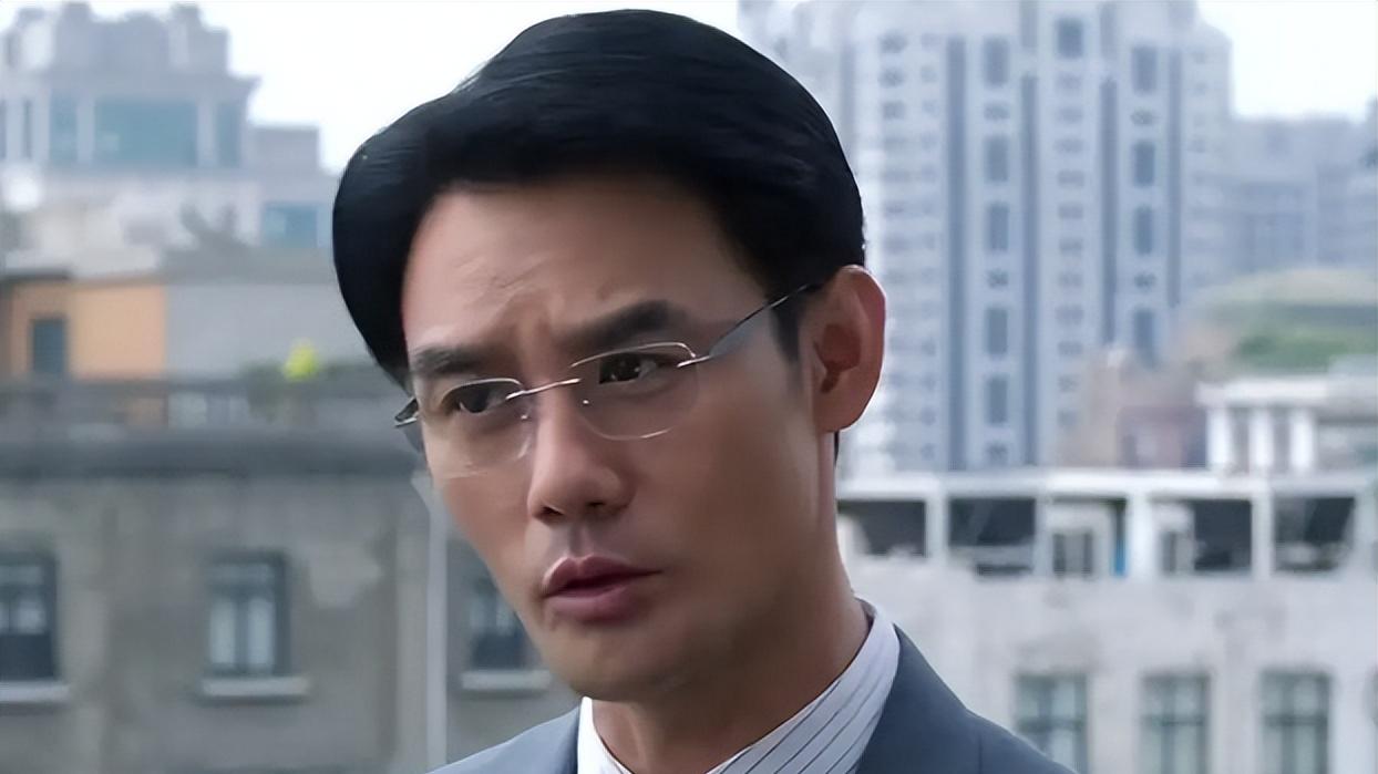 仅仅播2集，收视不俗，观众：不愧是等了3年的央视反腐剧，该火了