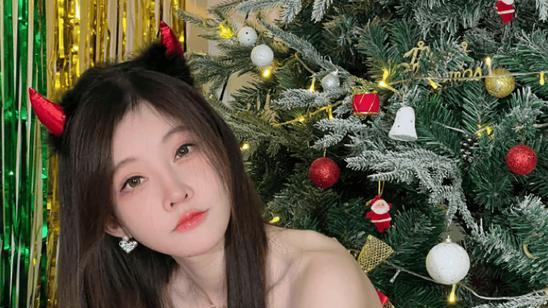 冯提莫跨界COS，绝美貂蝉引热议：才华与颜值的双重魅力