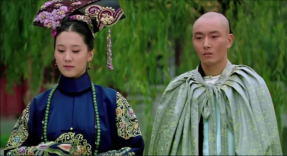 《甄嬛传》：甄嬛到死不知，其实果郡王早就爱上孟静娴了，这三个细节可以证明！