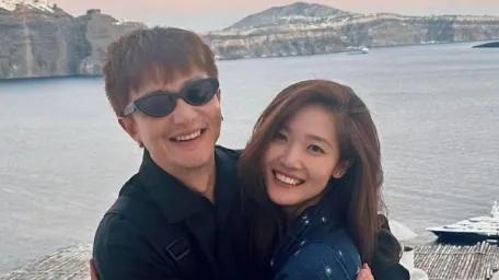 39岁黄轩官宣恋情，女方身份曝光，全网震惊：竟然是她？