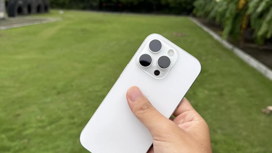 iPhone16系列遭吐槽：触摸屏失灵风波来袭，修改参数在后！