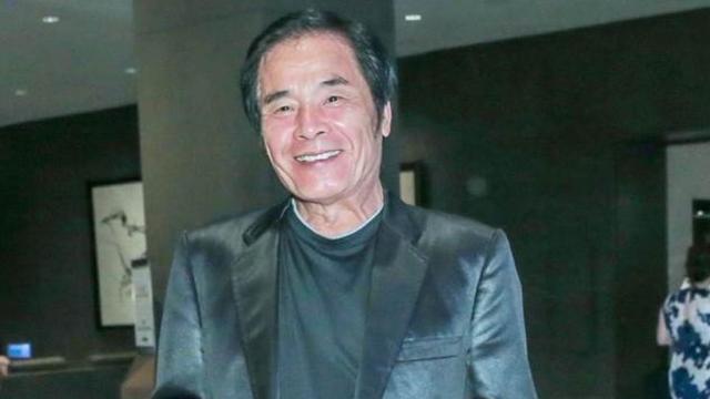 他与6个老婆在一起生活，每月给7万零花钱，70多岁又娶一个美娇妻