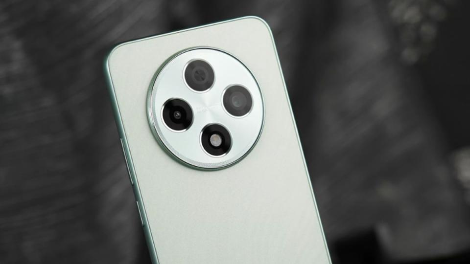 OPPO新机突然入网：外观类似友商，主打千元市场！