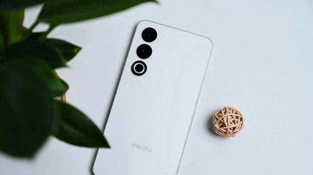 大家别买骁龙8至尊版了，2000+的骁龙8Gen3旗舰不香吗？