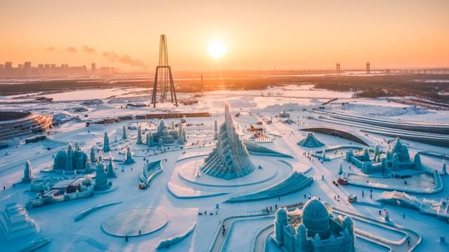 冰雪大世界|哈尔滨冰雪大世界，一座冰雪的奇迹