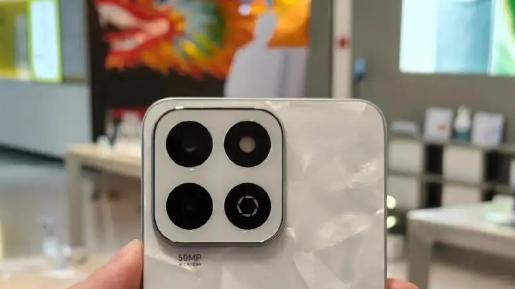 20GB运存+512GB存储，荣耀畅玩60Plus如何颠覆千元机市场！