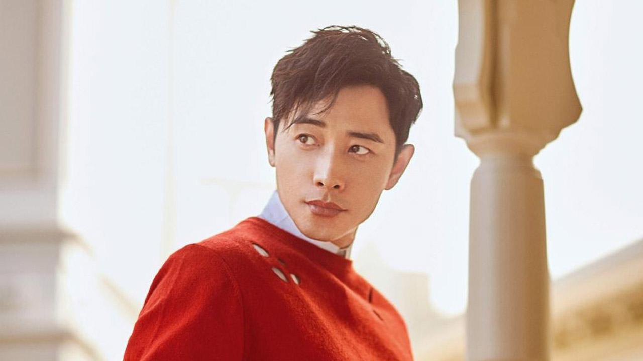 罗晋中秋罕见晒月饼，笑容满面状态佳，与唐嫣共度佳节引关注