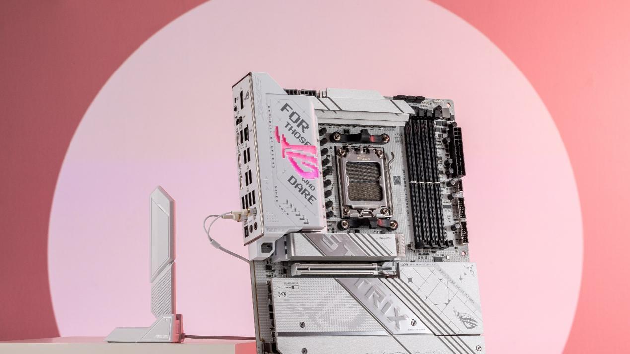 华硕X870吹雪主板火热预售: 锐龙9000佳选