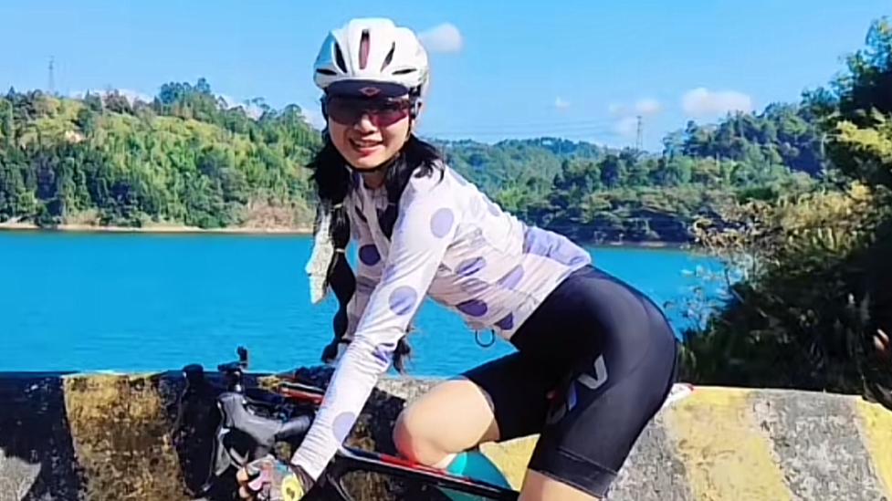 31岁单车女神海莉子车祸离世！现场照片遭曝光，美好生命戛然而止