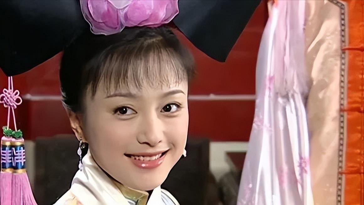 秦岚有多美？上学时长得漂亮被男生尾随，刘芸：追她的人太多了！