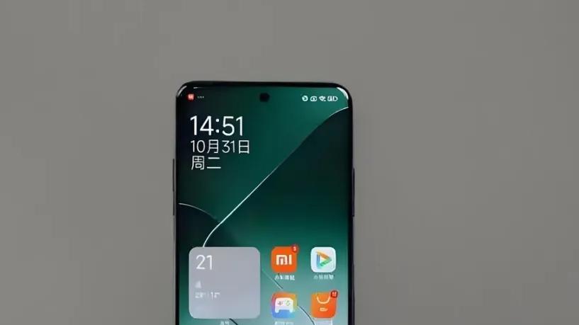 小米首销10台卖了144万台，从4599元跌至3377元，雷军还是清仓了