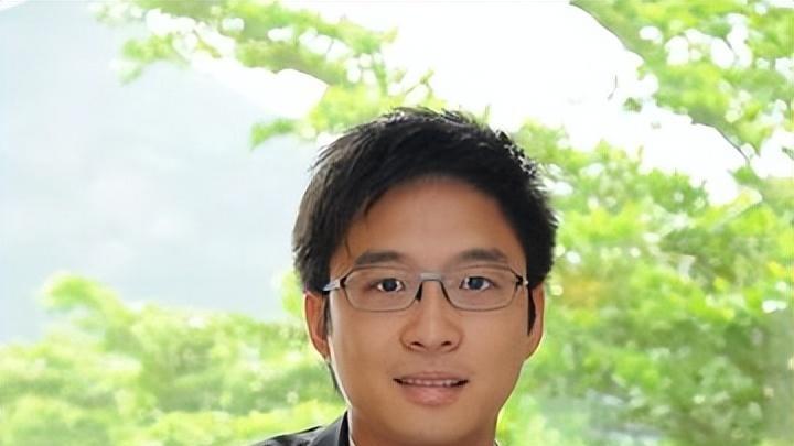 41岁霍启山意外方式引全网瞩目，他究竟做了什么？