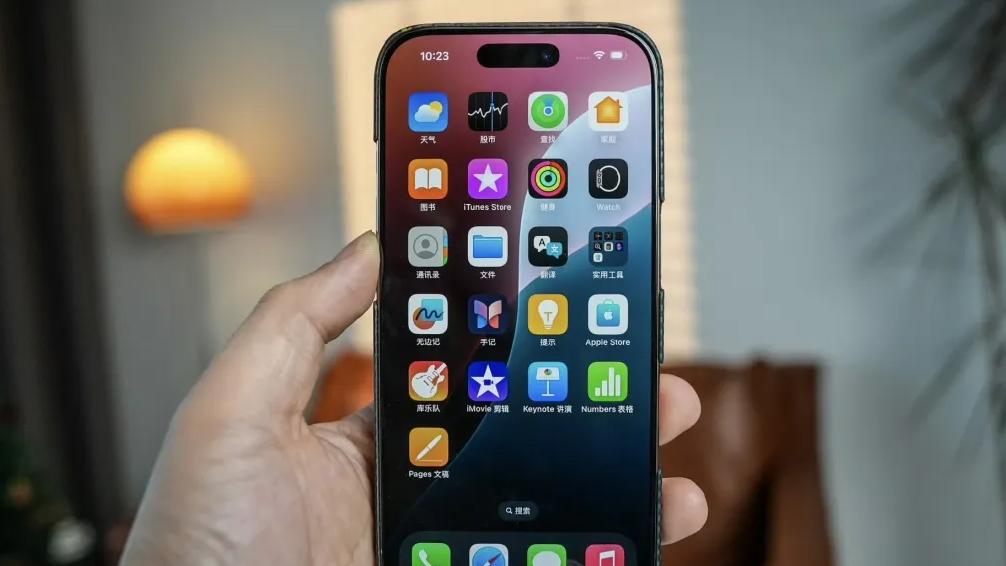 2024最值得买的三款苹果手机，能够流畅用到2030年，非常划算