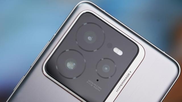 realme太拼了，6500mAh+骁龙8至尊版，发布两个月跌至3389元