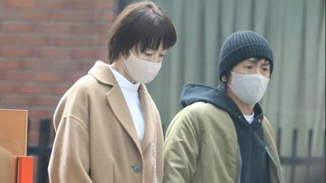 14岁被送上导演的床，17岁拍全裸写真，被操控半生，如今怎样了？