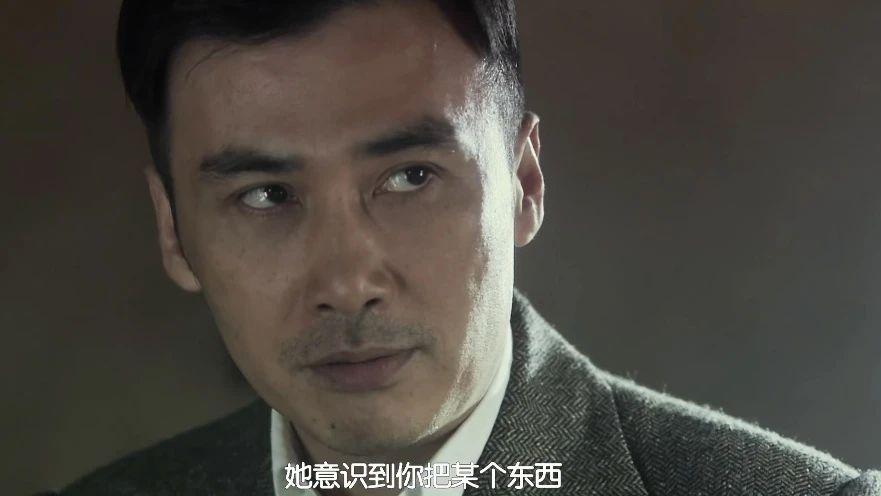 谍战《暗夜与黎明》登陆央视，大满贯视帝坐镇，反派不输《潜伏》吴敬中