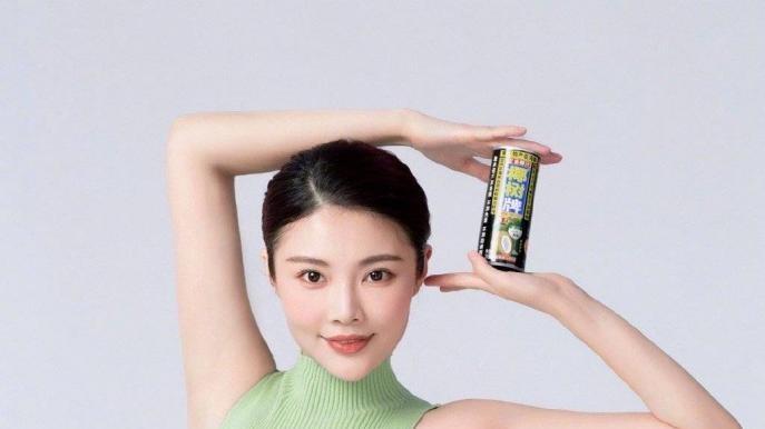 真的是从小喝到大！徐冬冬不惧调侃，宣布与尹子维婚礼上喝椰汁