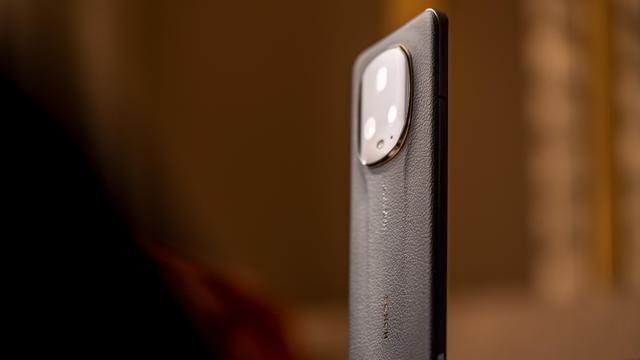 荣耀打响价格战，商务高端机售价一降再降，难道还不买吗？