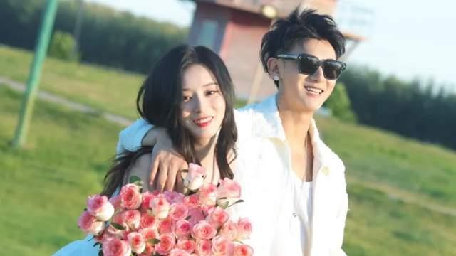 黄子韬官宣认爱徐艺洋，评论区彻底翻车，一次次炒作败光路人口碑