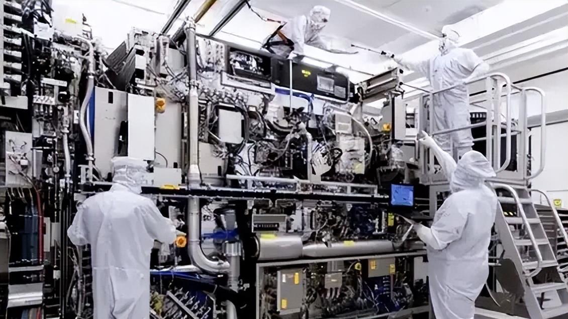 外媒：EUV光刻机的情况突然反转了