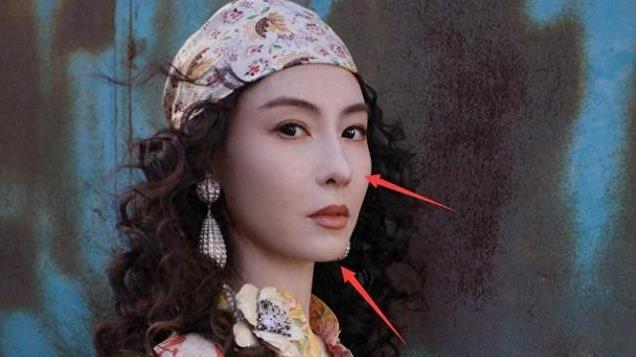 张柏芝停工一年后露面，包裹严实不敢亮身材，鼻头变圆上围猛涨！