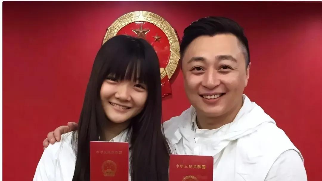 原来他们是夫妻，因戏生情恩爱9年，老婆是影后，女儿也是小戏骨