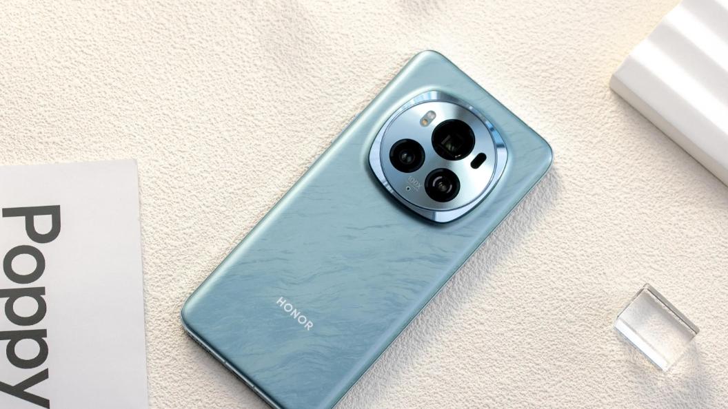 荣耀高端机一跌再跌，骁龙8Gen3+100倍变焦+卫星通信，降了2119元