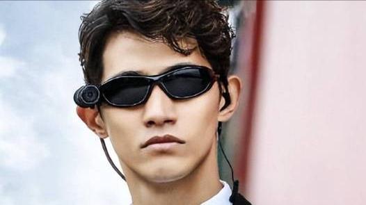 前女友是吴昕，前未婚妻是张天爱，在老婆孕期出轨，他藏不住了