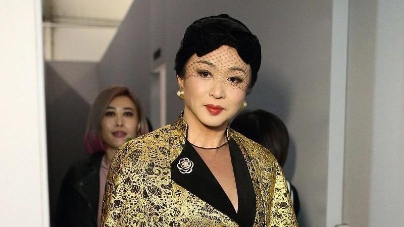 57岁金星晒上海独栋豪宅！感谢管家和阿姨们的打理，直呼回家真好