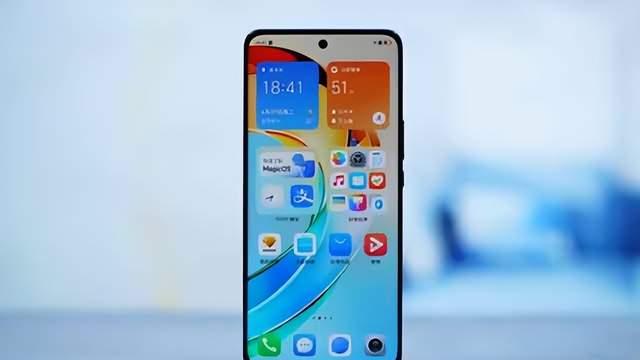 荣耀宣布清仓，顶配16GB+512GB跌至1149元起，性价比超越小米手机