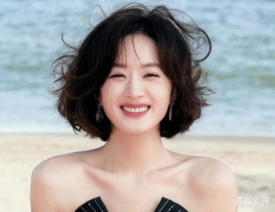 出道18年!三次陪跑白玉兰,赵丽颖终于得偿所愿,拿下飞天视后!