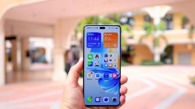 12GB+256GB跌价1230元，堪称行业“搅局者”，捡漏时机到了