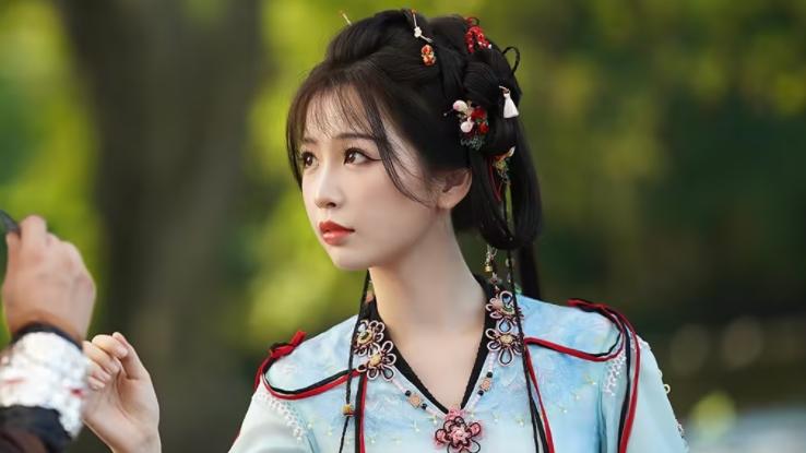 《永夜星河》和《珠帘玉幕》对打，却意外杀出黑马剧，收视率碾压