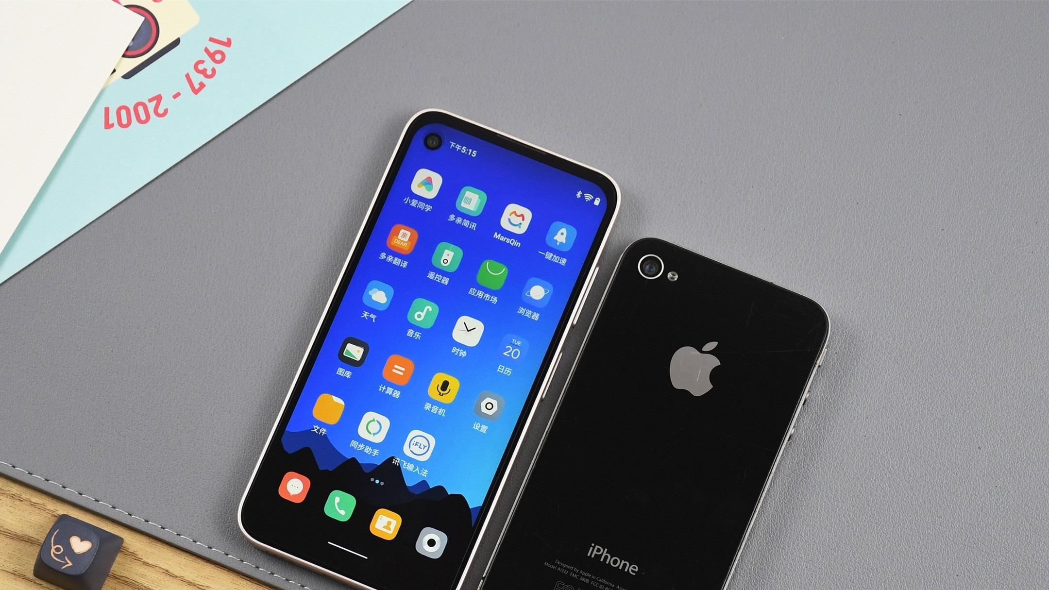 5寸全面屏+118克超轻机身！仅699元的物美价廉真小屏毕业手机？