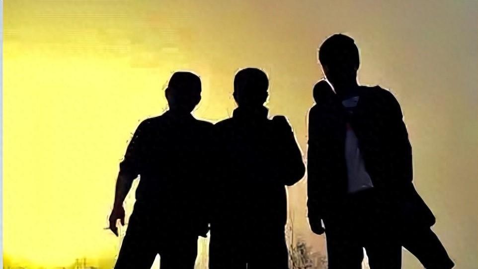 钓鱼上瘾的十大表现，看看你中了几个，如果全中你就需要收敛了