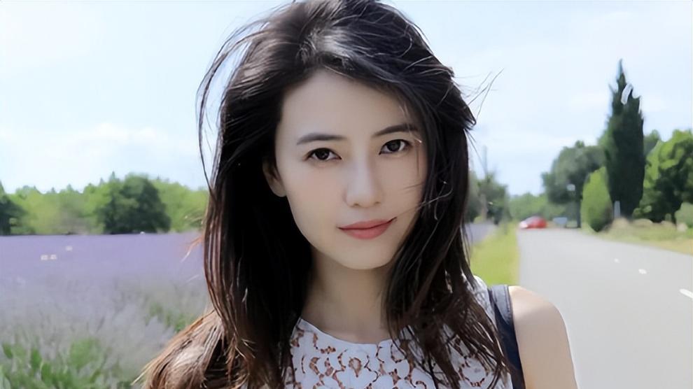 盘点运动员出身的10位女星，个个深藏不露，哪个最让你意外？