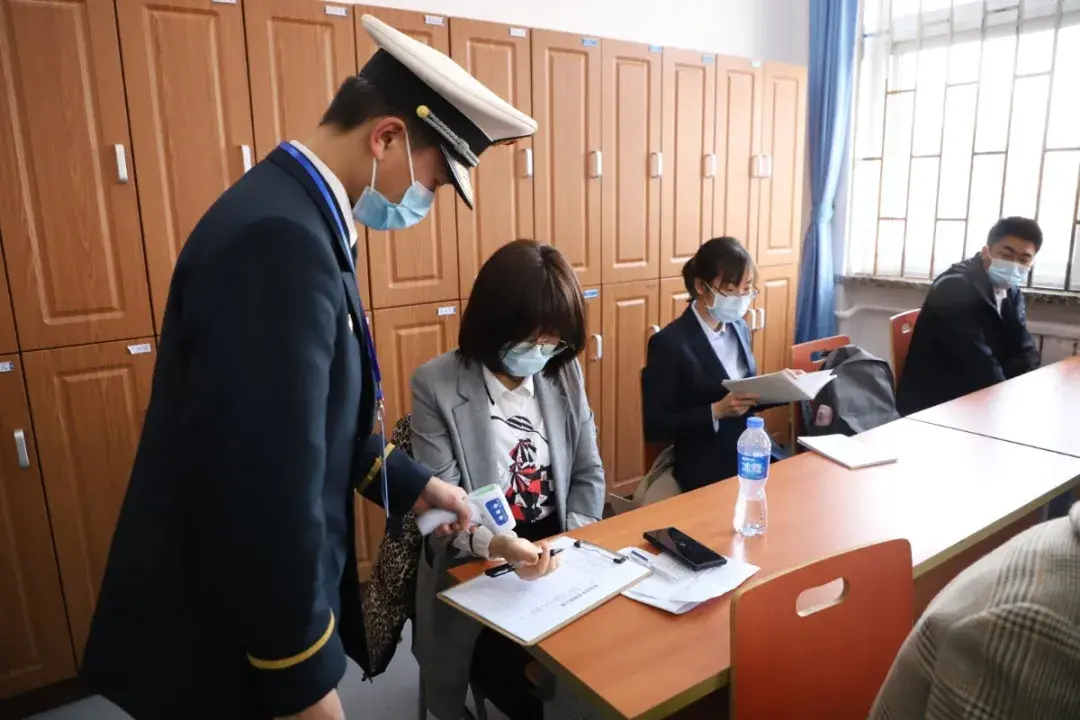 又一铁饭碗公开招聘，六险二金正式编制，年龄可放宽至35周岁