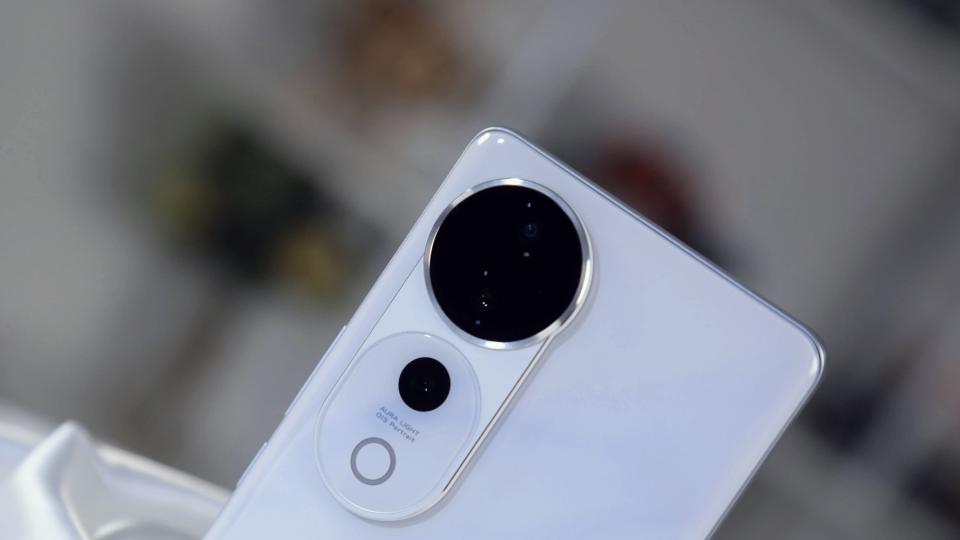 vivo S20 Pro详细参数流出：旗舰同款影像方案，配置也少有短板！