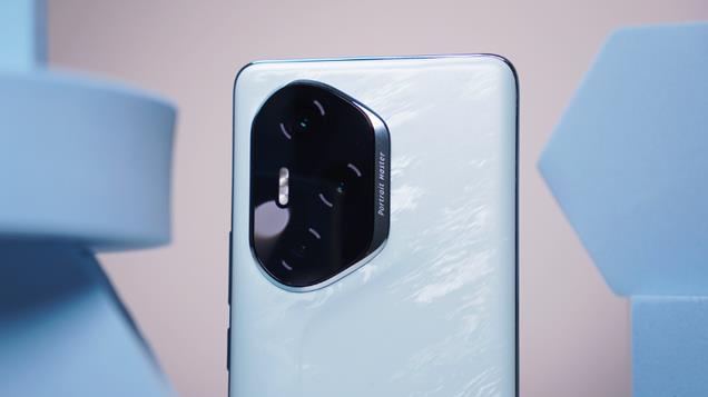 连续3年拿下销量第一，荣耀“不讲武德”，新机更强势