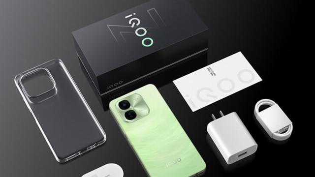 性价比击败红米，6000mAh+护眼屏，千元机市场诞生“新黑马”