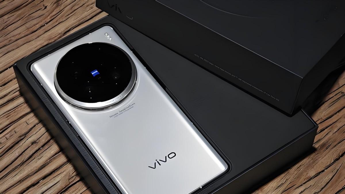 vivo华丽变身，拒绝高价低配，16GB+512GB突降2010元