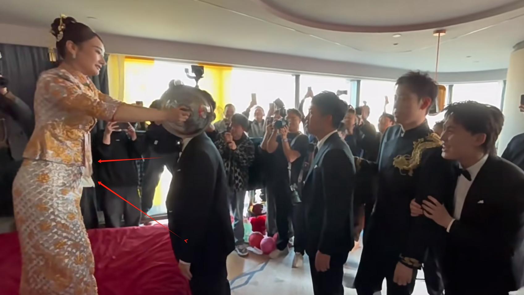 郭德纲外甥王九龙大婚！新娘挺大肚穿秀禾，被吐槽鼻子像匹诺曹！