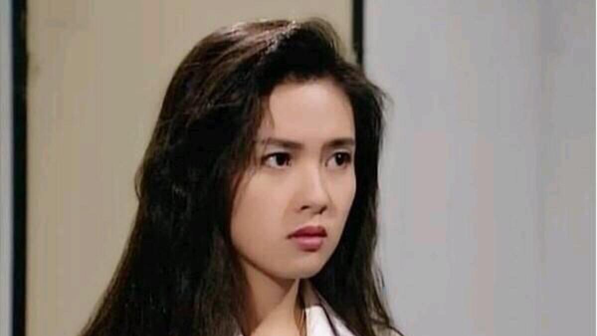 15岁出道，27岁演三级，33岁成影后，她的人生比港剧还精彩