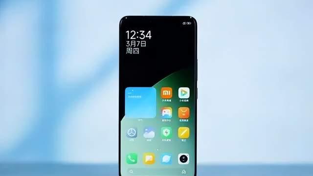 小米终于妥协，发布七个月跌至2799元，骁龙8sGen3+徕卡三摄